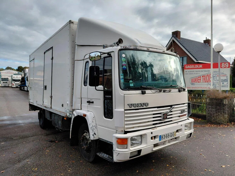 Volvo FL 614 4x2 Box - Koffer LKW: das Bild 2 Volvo FL 614 4x2 Box - Koffer LKW: das Bild 2