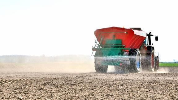 AGRO-MASZ Rozsiewacz REWO - Düngerstreuer: das Bild 5 AGRO-MASZ Rozsiewacz REWO - Düngerstreuer: das Bild 5