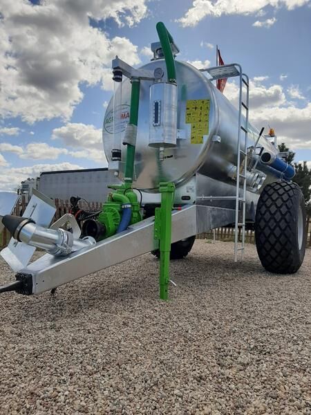 Agro-max New Agro-Max Barrel/ Beczkowóz wóz asenizacyjny 10000 l - Güllefass: das Bild 4 Agro-max New Agro-Max Barrel/ Beczkowóz wóz asenizacyjny 10000 l - Güllefass: das Bild 4