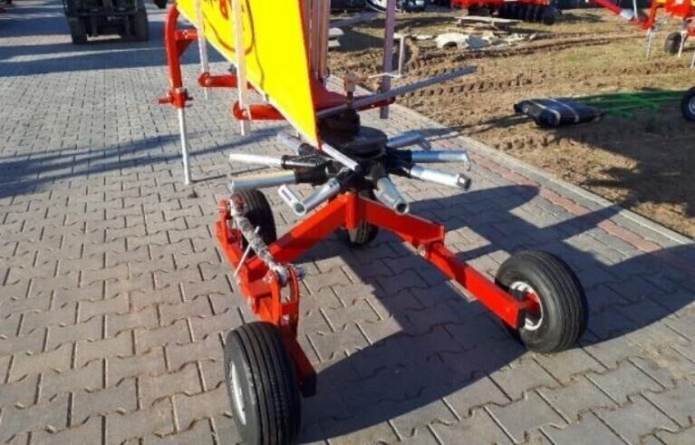 JAR-MET Zgrabiarka 1-wirnikowa 4,4 tandem - Heuwender/ Wenderechen: das Bild 1 JAR-MET Zgrabiarka 1-wirnikowa 4,4 tandem - Heuwender/ Wenderechen: das Bild 1