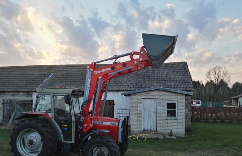 Metal-Technik MASSEY FERGUSON 3080 - Frontlader für Traktor: das Bild 1 Metal-Technik MASSEY FERGUSON 3080 - Frontlader für Traktor: das Bild 1