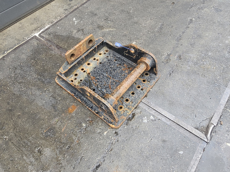 Kopplaat lehnhof cat patroon hammer plate lehnhof cat verachtert - Schnellwechsler für Baumaschine: das Bild 1 Kopplaat lehnhof cat patroon hammer plate lehnhof cat verachtert - Schnellwechsler für Baumaschine: das Bild 1