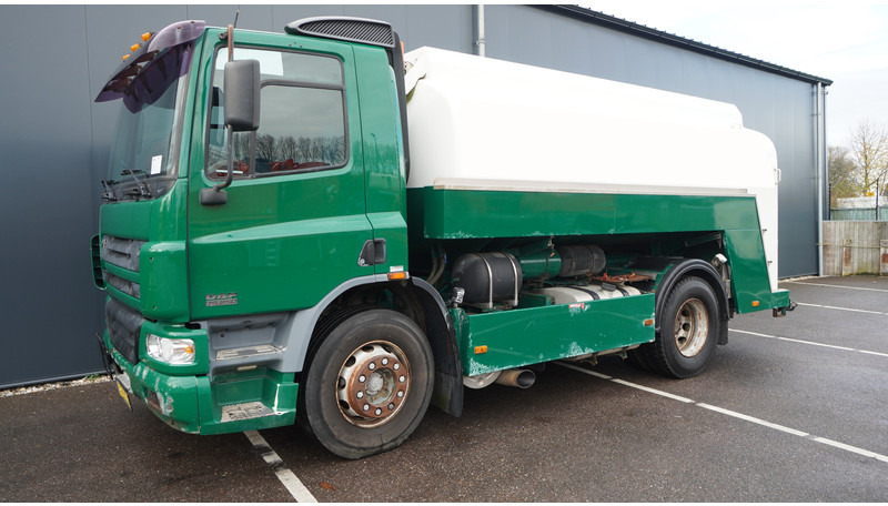 DAF 75.250 FUEL TANK TRUCK 11.300LTR 783.400KM - Tankwagen: das Bild 3 DAF 75.250 FUEL TANK TRUCK 11.300LTR 783.400KM - Tankwagen: das Bild 3