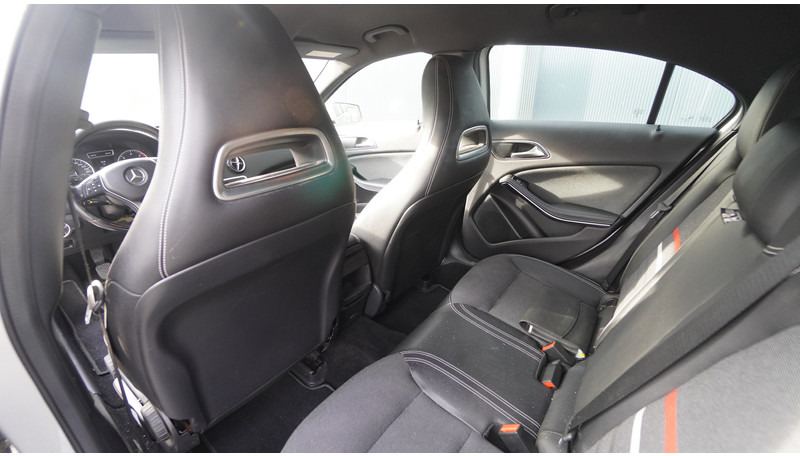 Mercedes-Benz A180CDI EURO 5 - Kleinbus, Personentransporter: das Bild 5 Mercedes-Benz A180CDI EURO 5 - Kleinbus, Personentransporter: das Bild 5