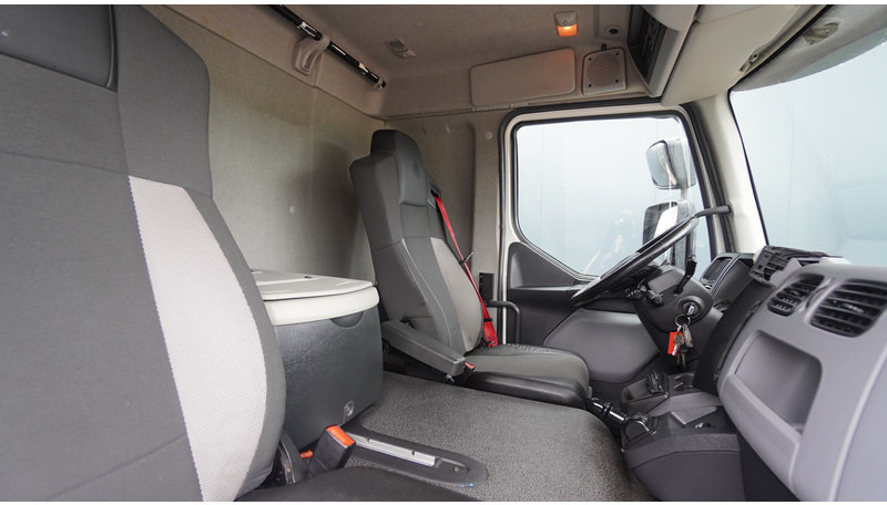 Koffer LKW Renault D12 PROTECT EURO 6 615.000KM: das Bild 7