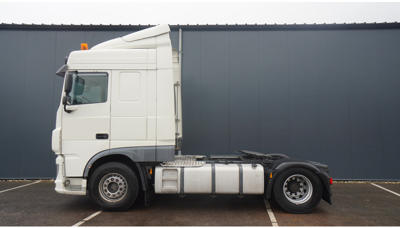 DAF XF 440 EURO 6 SPACECAB - Sattelzugmaschine: das Bild 1 DAF XF 440 EURO 6 SPACECAB - Sattelzugmaschine: das Bild 1
