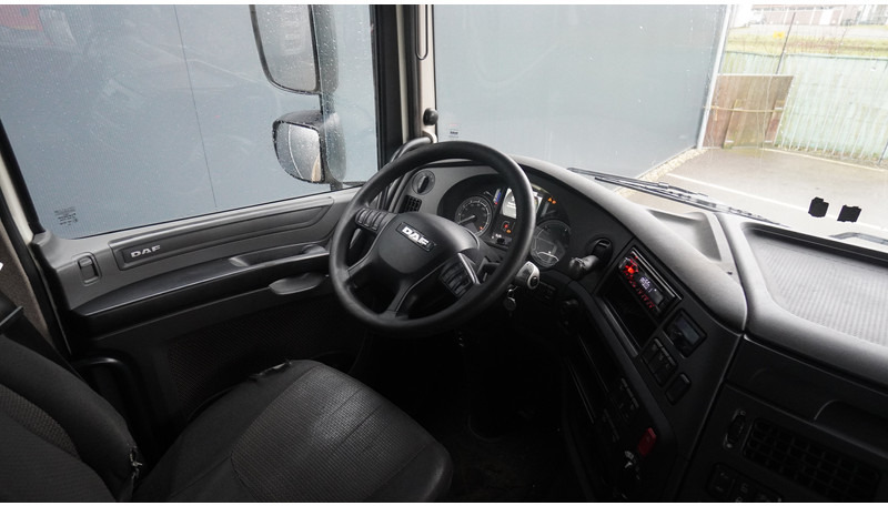 DAF XF 440 EURO 6 SPACECAB - Sattelzugmaschine: das Bild 5 DAF XF 440 EURO 6 SPACECAB - Sattelzugmaschine: das Bild 5