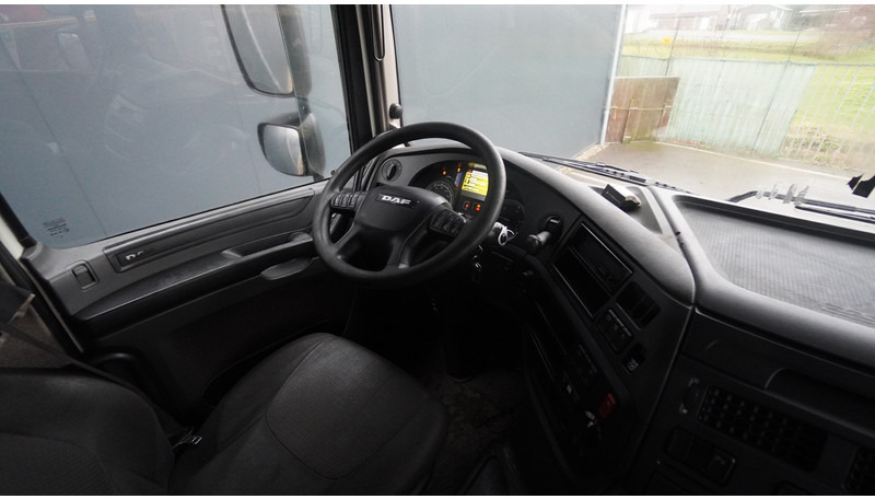 DAF XF 440 SPACECAB EURO 6 - Sattelzugmaschine: das Bild 5 DAF XF 440 SPACECAB EURO 6 - Sattelzugmaschine: das Bild 5