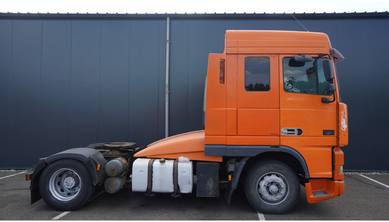 DAF XF 95.380 SC MANUAL GEARBOX - Sattelzugmaschine: das Bild 2 DAF XF 95.380 SC MANUAL GEARBOX - Sattelzugmaschine: das Bild 2