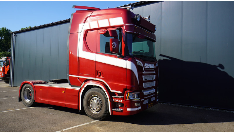 Scania R 450 TOPLINE EURO 6 RETARDER - Sattelzugmaschine: das Bild 4 Scania R 450 TOPLINE EURO 6 RETARDER - Sattelzugmaschine: das Bild 4