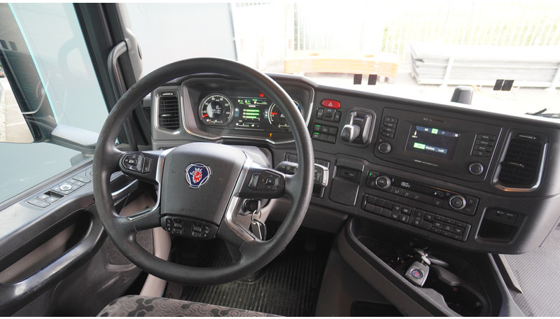Scania R 450 TOPLINE EURO 6 RETARDER - Sattelzugmaschine: das Bild 5 Scania R 450 TOPLINE EURO 6 RETARDER - Sattelzugmaschine: das Bild 5