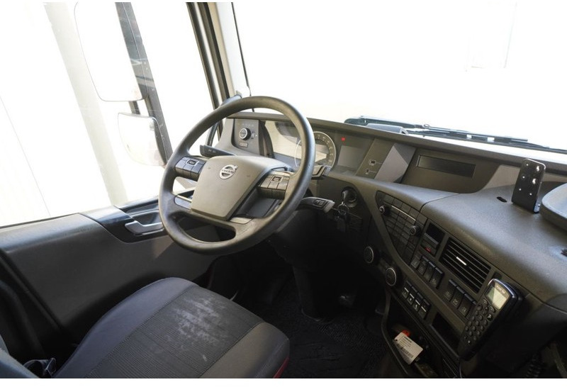 Volvo FH 420 6X2 ADR EURO 6 - Sattelzugmaschine: das Bild 5 Volvo FH 420 6X2 ADR EURO 6 - Sattelzugmaschine: das Bild 5