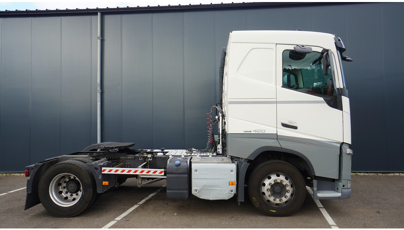 Volvo FH 420 ADR EURO 6 756.000KM - Sattelzugmaschine: das Bild 2 Volvo FH 420 ADR EURO 6 756.000KM - Sattelzugmaschine: das Bild 2