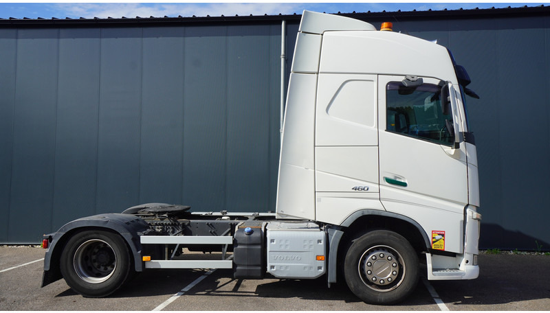 Volvo FH 460 EURO 6 GLOBETROTTER - Sattelzugmaschine: das Bild 2 Volvo FH 460 EURO 6 GLOBETROTTER - Sattelzugmaschine: das Bild 2
