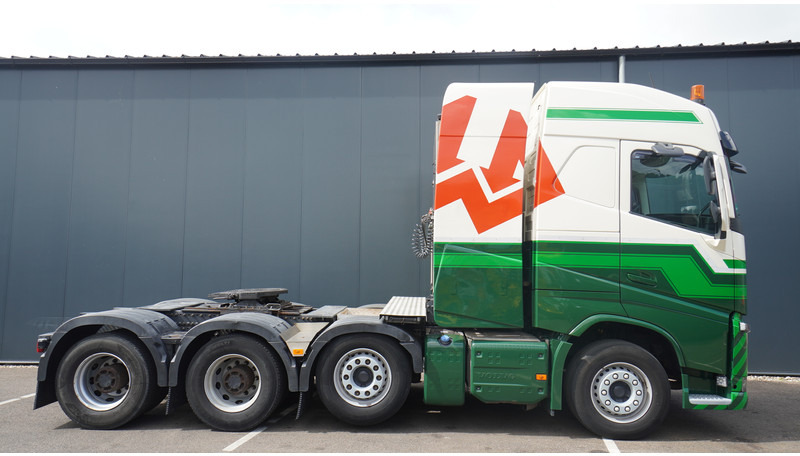 Volvo FH16 750 8X4 260T 683.000KM - Sattelzugmaschine: das Bild 2 Volvo FH16 750 8X4 260T 683.000KM - Sattelzugmaschine: das Bild 2
