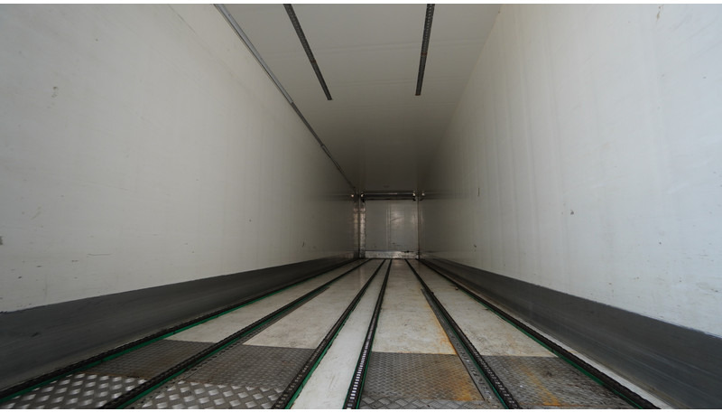 Van Eck 2 AXLE FRIGO CHAIN SYSTEM FLOOR TRAILER - Kühlkoffer Auflieger: das Bild 4 Van Eck 2 AXLE FRIGO CHAIN SYSTEM FLOOR TRAILER - Kühlkoffer Auflieger: das Bild 4