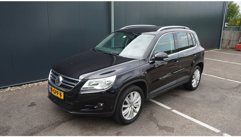 Volkswagen Tiguan 1.4TSI SPORT & STYLE 4MOTION - Kleinbus, Personentransporter: das Bild 3 Volkswagen Tiguan 1.4TSI SPORT & STYLE 4MOTION - Kleinbus, Personentransporter: das Bild 3
