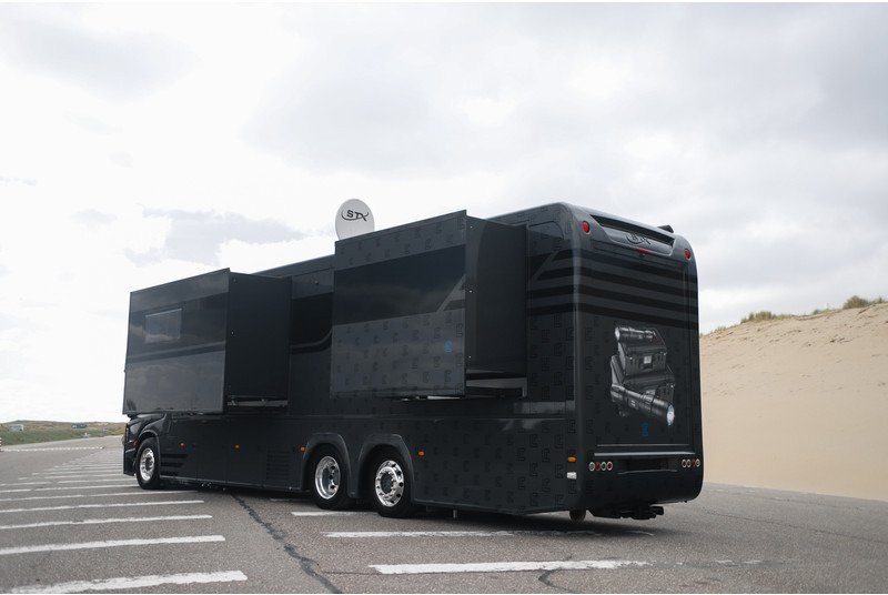 Mercedes-Benz ACTROS 2651 6X2 STX CAMPER POP-OUT MOTORHOME - Wohnmobil: das Bild 4 Mercedes-Benz ACTROS 2651 6X2 STX CAMPER POP-OUT MOTORHOME - Wohnmobil: das Bild 4
