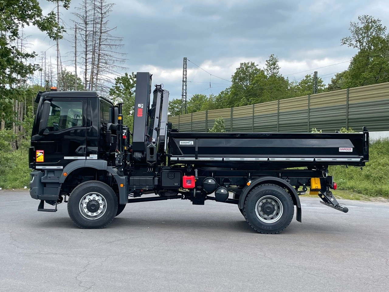 MAN TGM 18.320 4x4 Euro6e Hiab X Hiduo 228-4 - Kipper, Autokran: das Bild 4 MAN TGM 18.320 4x4 Euro6e Hiab X Hiduo 228-4 - Kipper, Autokran: das Bild 4