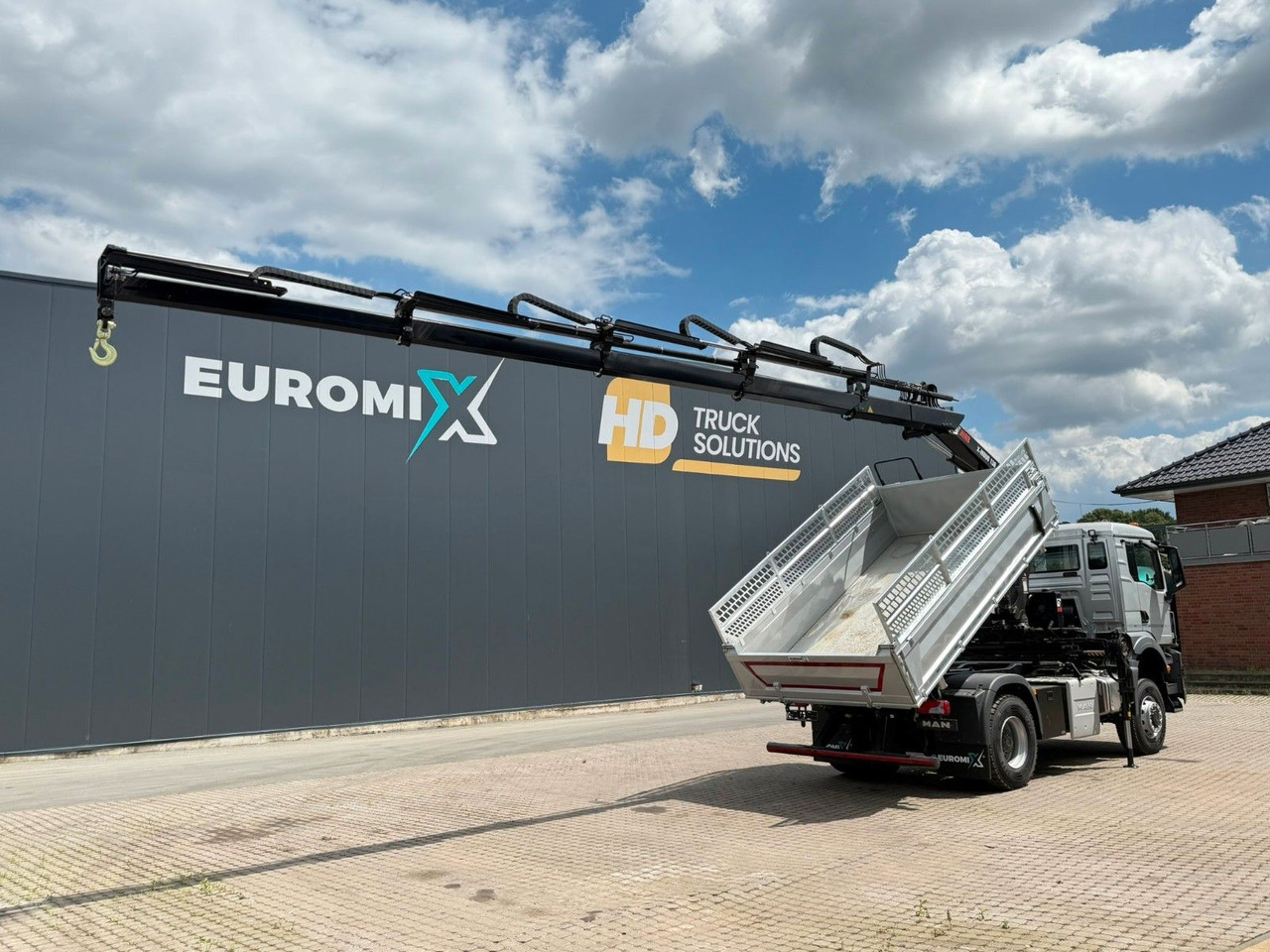 MAN TGS 18.400 TG3 4x4 Euro6e Hiab X-HiDuo 138DS-4 - Kipper, Autokran: das Bild 5 MAN TGS 18.400 TG3 4x4 Euro6e Hiab X-HiDuo 138DS-4 - Kipper, Autokran: das Bild 5