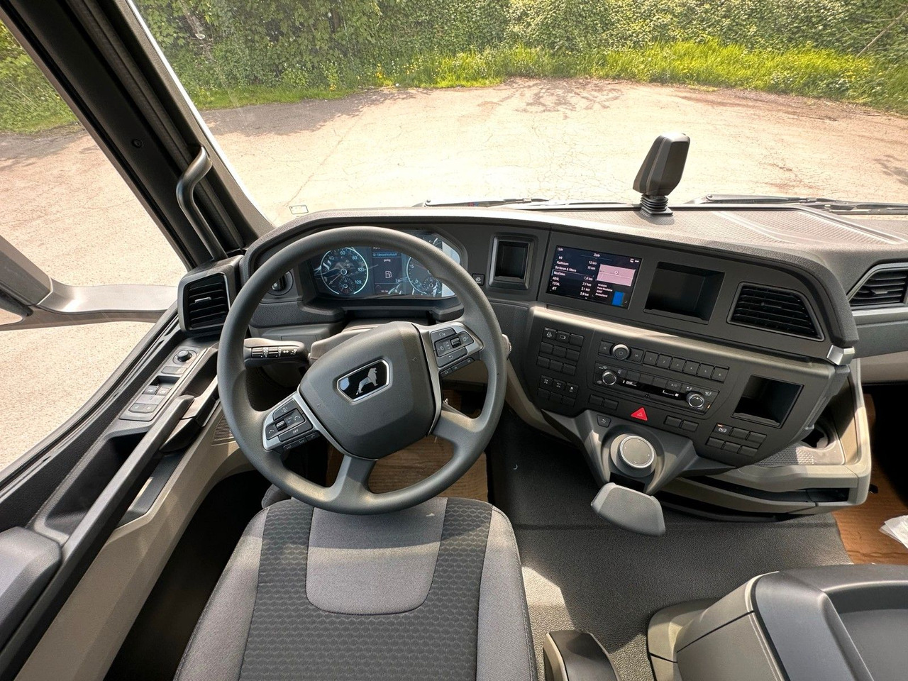 Fahrmischer MAN TGS 32.440 8x4 / Euromix MTP EM 9 L: das Bild 19