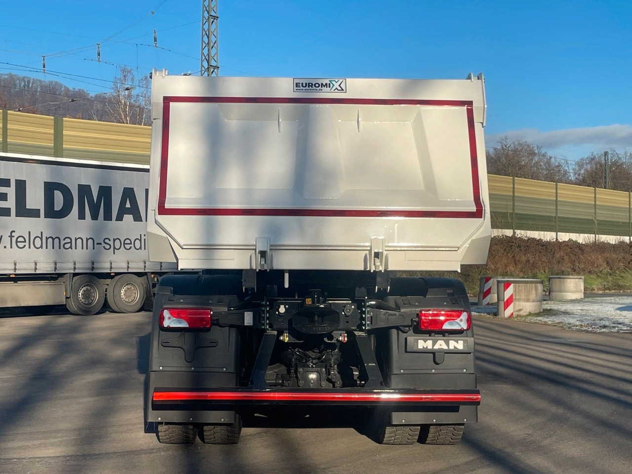 MAN TGS 33.440 6x6 /Euro6e Mulden-Kipper EuromixMTP - Kipper: das Bild 5 MAN TGS 33.440 6x6 /Euro6e Mulden-Kipper EuromixMTP - Kipper: das Bild 5