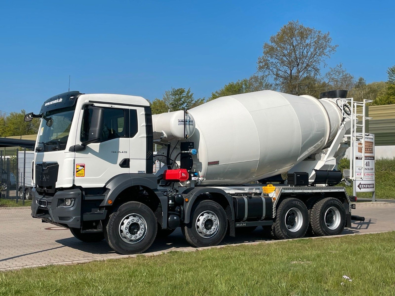 MAN TGS 35.520 8x4 /Euro6e EuromixMTP EM 10 L - Fahrmischer: das Bild 3 MAN TGS 35.520 8x4 /Euro6e EuromixMTP EM 10 L - Fahrmischer: das Bild 3