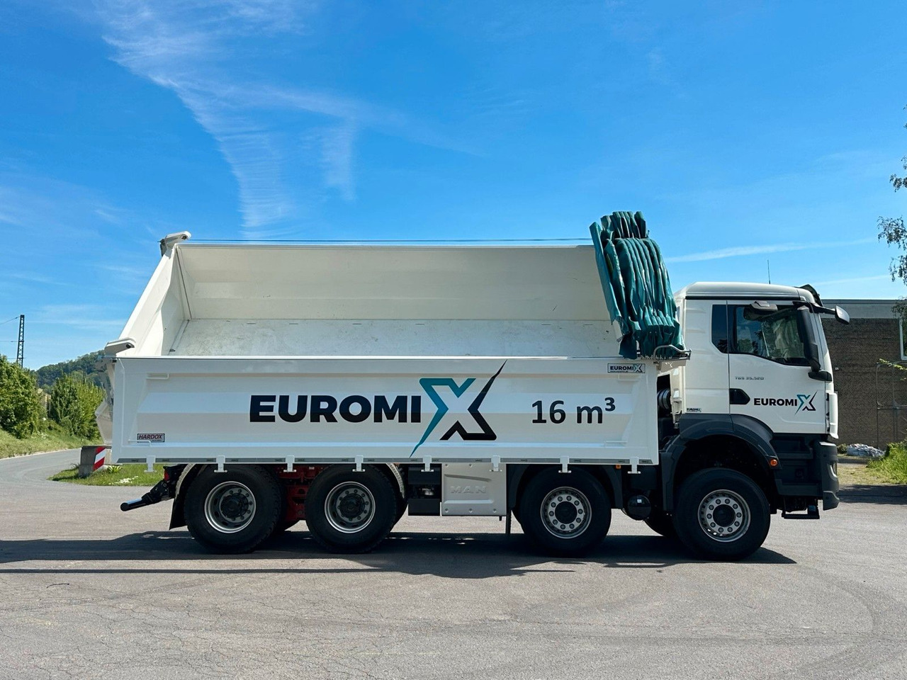 Kipper MAN TGS 35.520 8x4 EuromixMTP 3-Seiten-Kipper: das Bild 19
