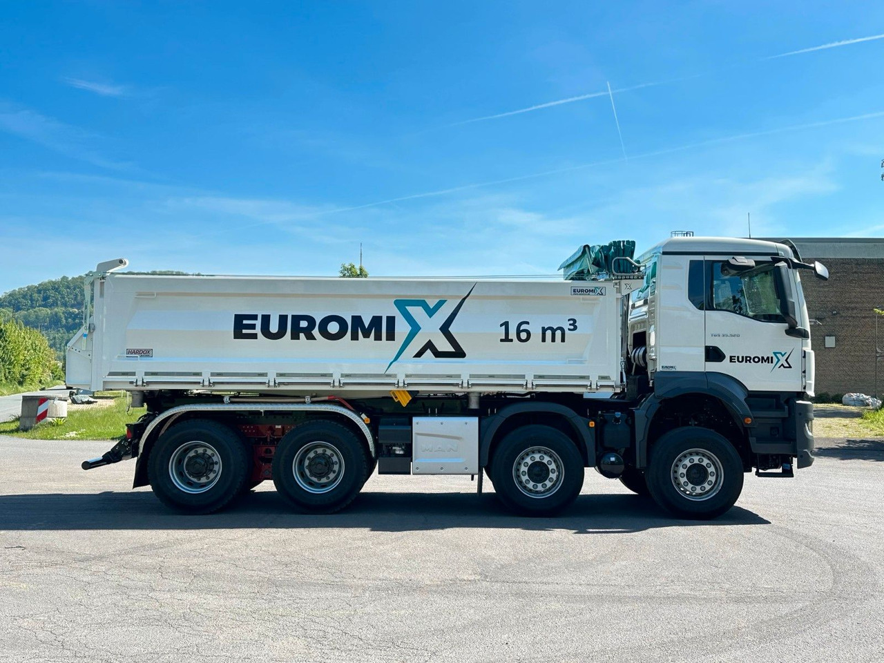 Kipper MAN TGS 35.520 8x4 EuromixMTP 3-Seiten-Kipper: das Bild 6