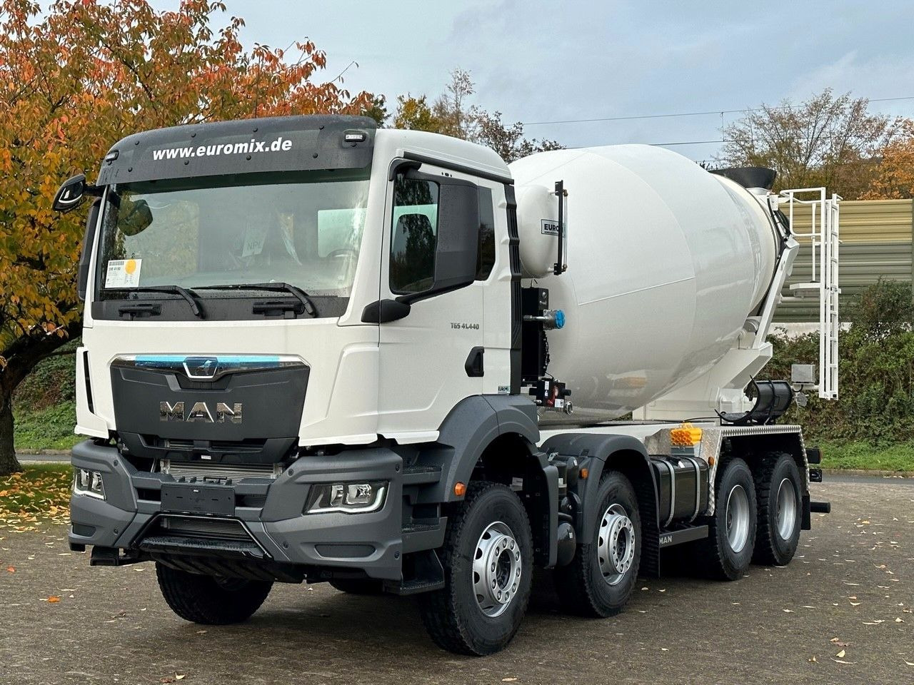 MAN TGS 41.440 8x4 /Euro6e Euromix EM 12 R - Fahrmischer: das Bild 2 MAN TGS 41.440 8x4 /Euro6e Euromix EM 12 R - Fahrmischer: das Bild 2