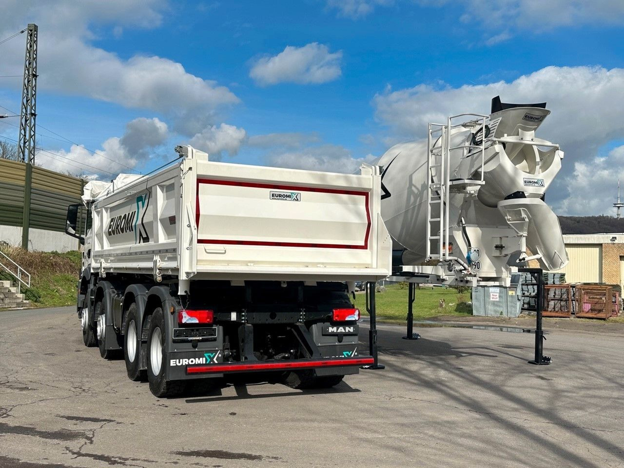MAN TGS 41.440 8x4 WECHSELSYSTEM KIPPER+MISCHER - Kipper: das Bild 5 MAN TGS 41.440 8x4 WECHSELSYSTEM KIPPER+MISCHER - Kipper: das Bild 5