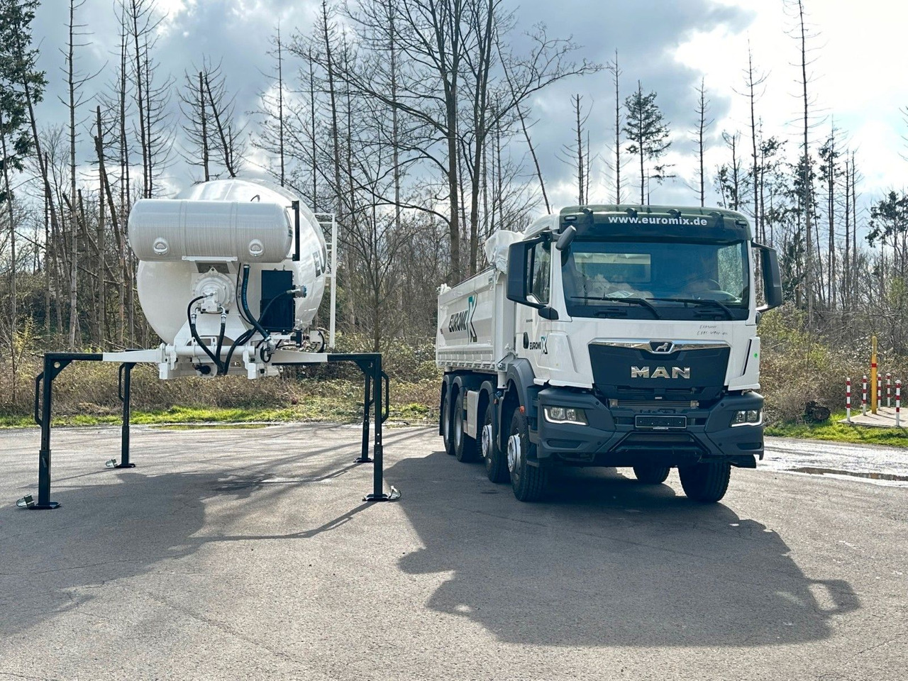 MAN TGS 41.440 8x4 WECHSELSYSTEM KIPPER+MISCHER - Fahrmischer: das Bild 2 MAN TGS 41.440 8x4 WECHSELSYSTEM KIPPER+MISCHER - Fahrmischer: das Bild 2