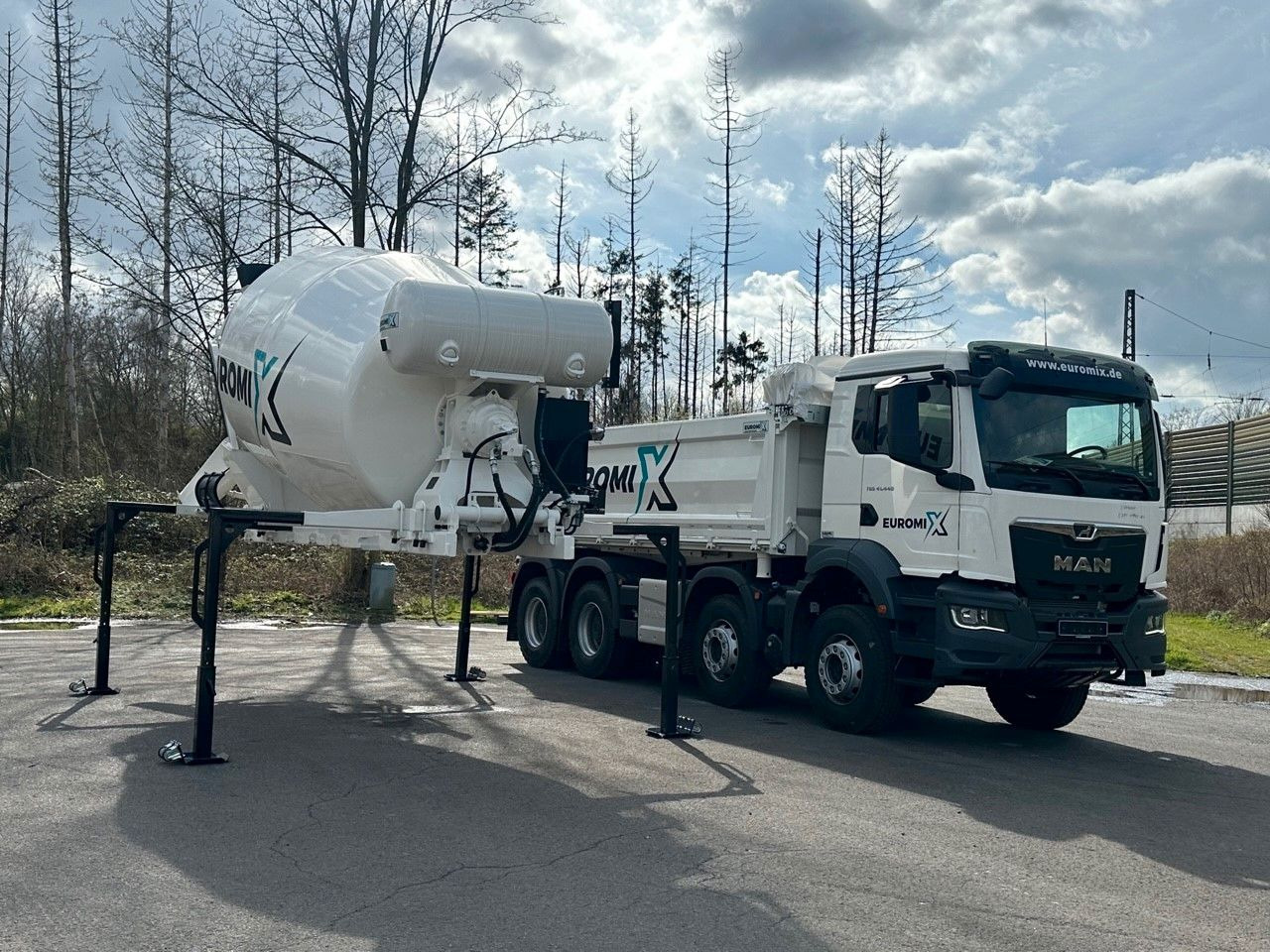 MAN TGS 41.440 8x4 WECHSELSYSTEM KIPPER+MISCHER - Kipper: das Bild 3 MAN TGS 41.440 8x4 WECHSELSYSTEM KIPPER+MISCHER - Kipper: das Bild 3