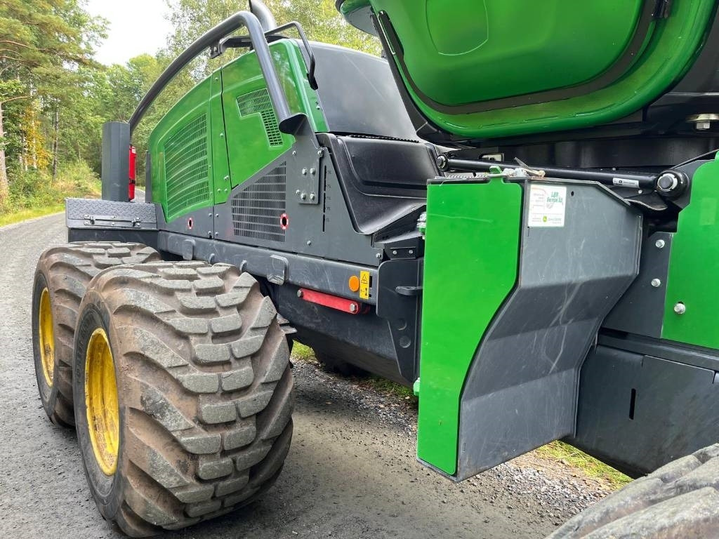 Harvester John Deere 1170G: das Bild 7 Harvester John Deere 1170G: das Bild 7