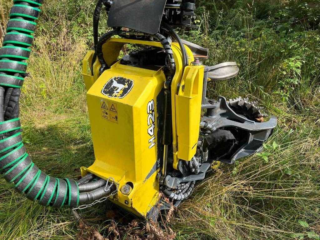 Harvester John Deere 1170G: das Bild 15 Harvester John Deere 1170G: das Bild 15