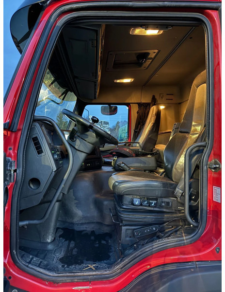 Kipper, Autokran Volvo FMX 410 6x2*4, Tipper & Crane, 2015: das Bild 19