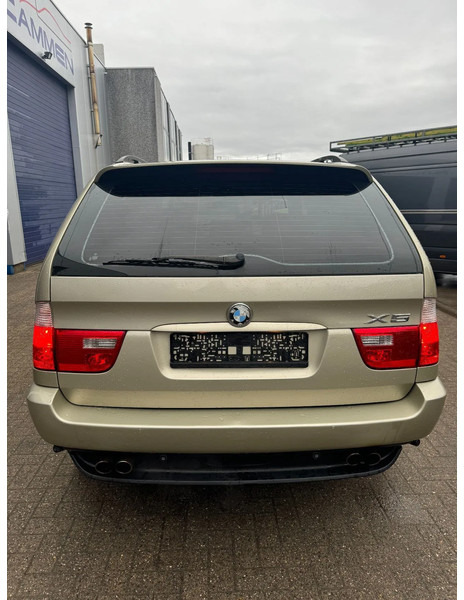 BMW X5 **3.0-PETROL-ESSENCE** - SUV/ Geländewagen: das Bild 5 BMW X5 **3.0-PETROL-ESSENCE** - SUV/ Geländewagen: das Bild 5