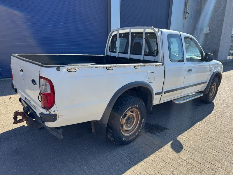 Ford Ranger **DIESEL-AIRCO** - PKW: das Bild 4 Ford Ranger **DIESEL-AIRCO** - PKW: das Bild 4
