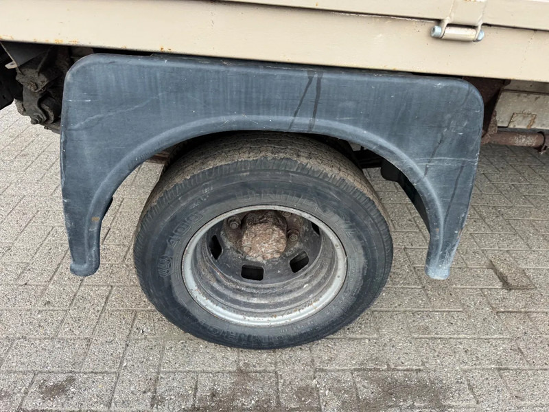 Ford Transit **BELGIAN ORIGINE-DIESEL** - Pritsche Transporter: das Bild 4 Ford Transit **BELGIAN ORIGINE-DIESEL** - Pritsche Transporter: das Bild 4