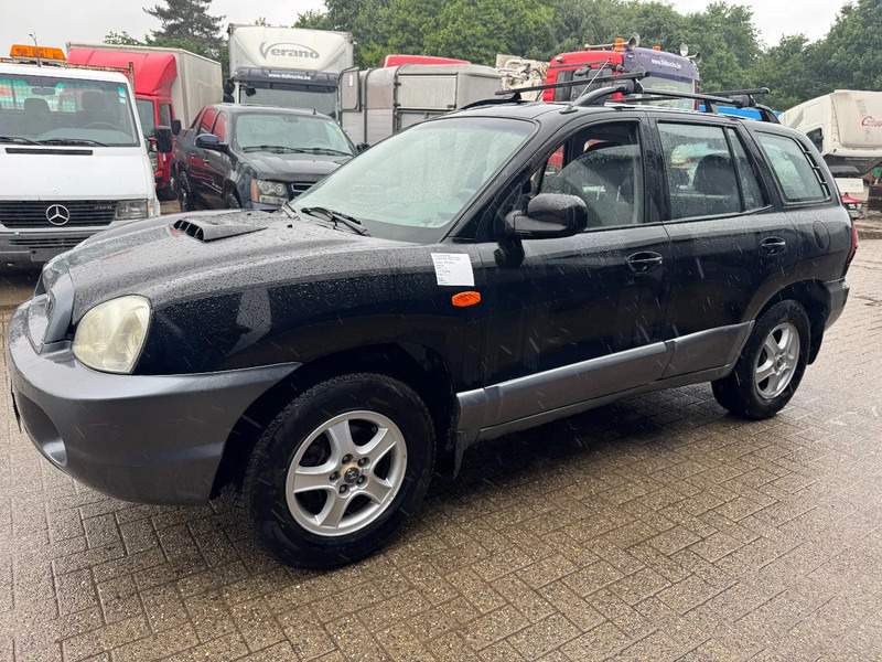 Hyundai Santa Fe **2.0CRDI-4WD-AIRCO-CLIME** - SUV/ Geländewagen: das Bild 1 Hyundai Santa Fe **2.0CRDI-4WD-AIRCO-CLIME** - SUV/ Geländewagen: das Bild 1