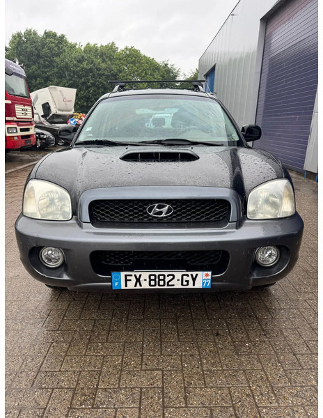 Hyundai Santa Fe **2.0CRDI-4WD-AIRCO-CLIME** - SUV/ Geländewagen: das Bild 2 Hyundai Santa Fe **2.0CRDI-4WD-AIRCO-CLIME** - SUV/ Geländewagen: das Bild 2