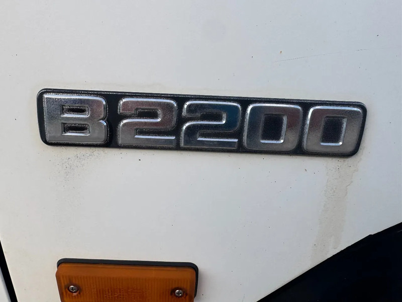 Mazda B-serie **B2200-DIESEL** - PKW: das Bild 4 Mazda B-serie **B2200-DIESEL** - PKW: das Bild 4