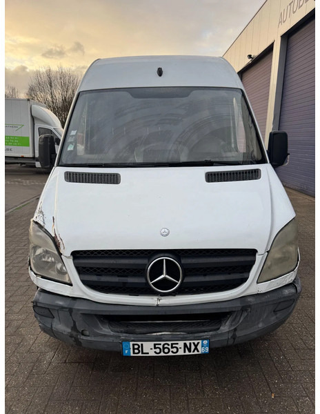 Mercedes-Benz Sprinter 310 - Kleintransporter: das Bild 2 Mercedes-Benz Sprinter 310 - Kleintransporter: das Bild 2