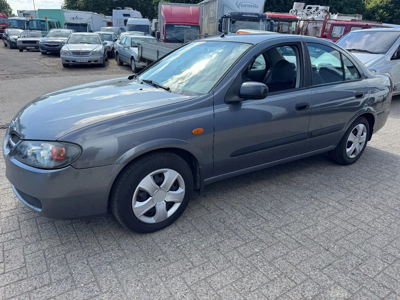Nissan Almera **BELGIAN CAR-VOITURE BELGE** - Limousine: das Bild 1 Nissan Almera **BELGIAN CAR-VOITURE BELGE** - Limousine: das Bild 1