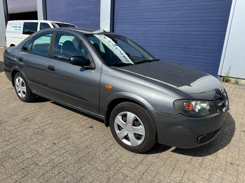 Nissan Almera **BELGIAN CAR-VOITURE BELGE** - Limousine: das Bild 3 Nissan Almera **BELGIAN CAR-VOITURE BELGE** - Limousine: das Bild 3