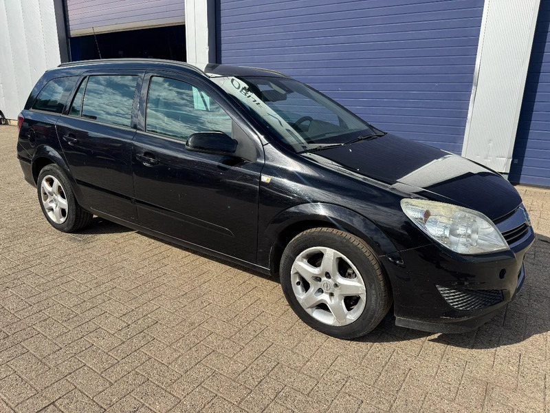 Opel Astra **1700CDTI-AIRCO-EURO 4** - Kombi: das Bild 1 Opel Astra **1700CDTI-AIRCO-EURO 4** - Kombi: das Bild 1