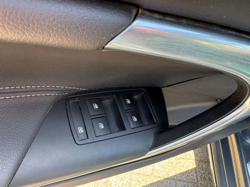 PKW Opel Insignia **EURO 6B-AIRCO-KLIMA**: das Bild 11