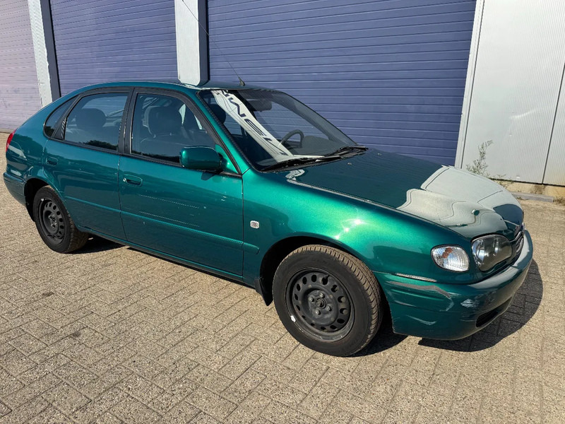 Toyota Corolla **5DOORS-PETROL-BELGIAN CAR-1A** - Limousine: das Bild 3 Toyota Corolla **5DOORS-PETROL-BELGIAN CAR-1A** - Limousine: das Bild 3