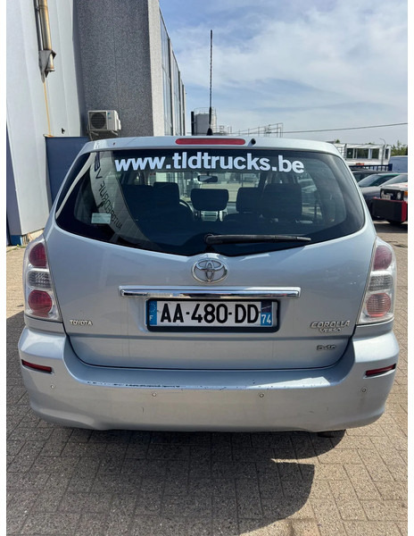 Toyota Corolla Verso **AIRCO-FRENCH CAR** - PKW: das Bild 5 Toyota Corolla Verso **AIRCO-FRENCH CAR** - PKW: das Bild 5