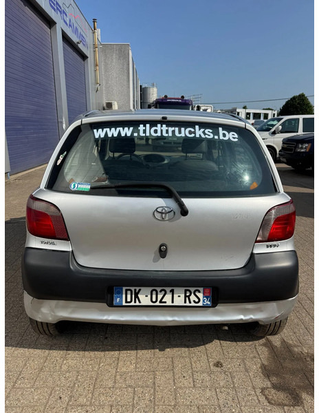 Toyota Yaris **PETROL-AIRCO** - Schrägheck: das Bild 5 Toyota Yaris **PETROL-AIRCO** - Schrägheck: das Bild 5